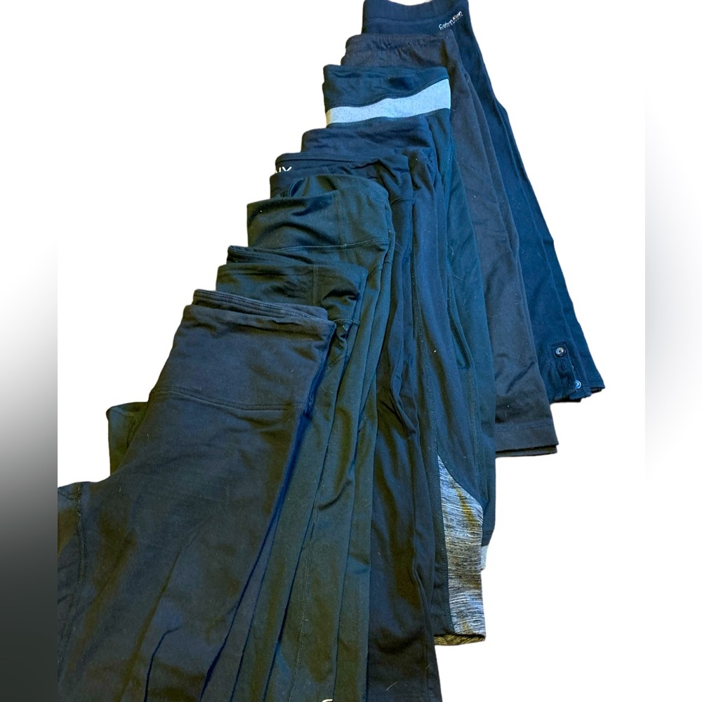 8! For ONE price! Women's Capri Leggings